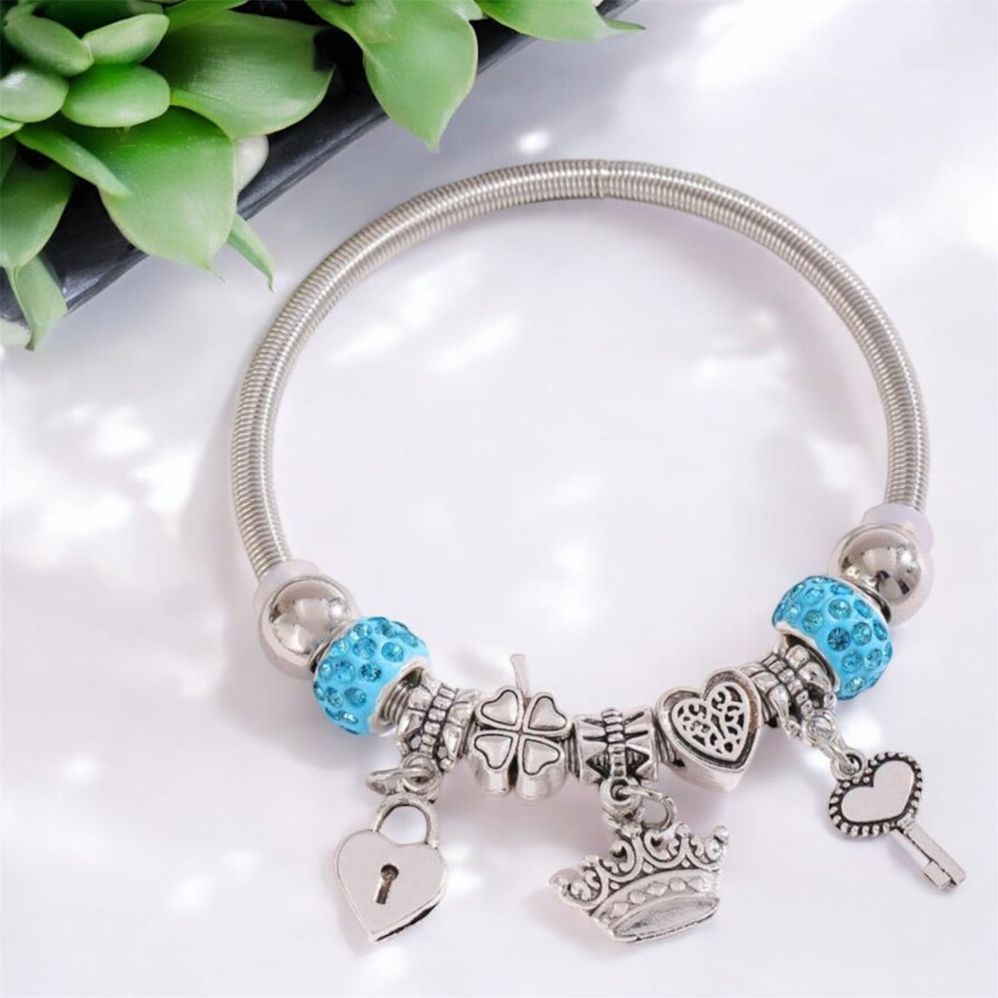 Blue Heart & Crown Charm Stretchable Bracelet