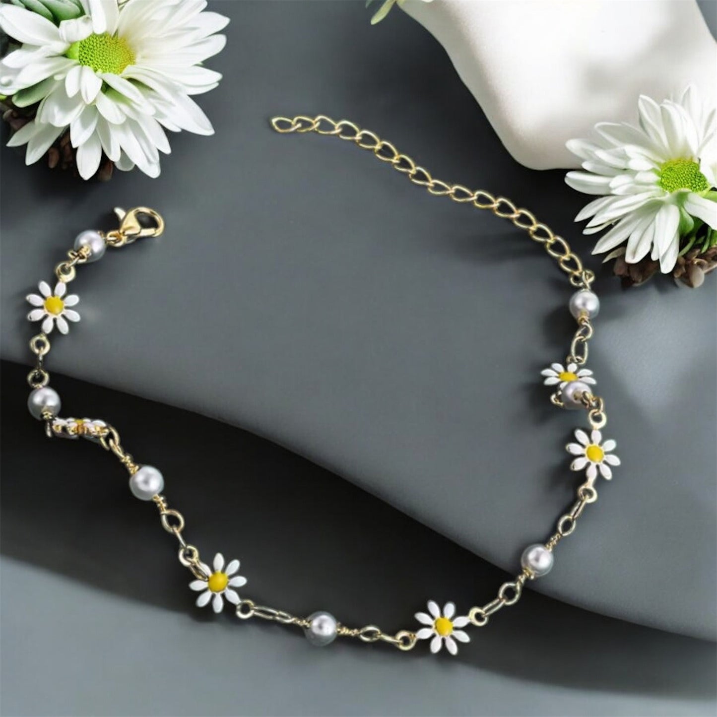 Pearl & Daisy Charm Anklet