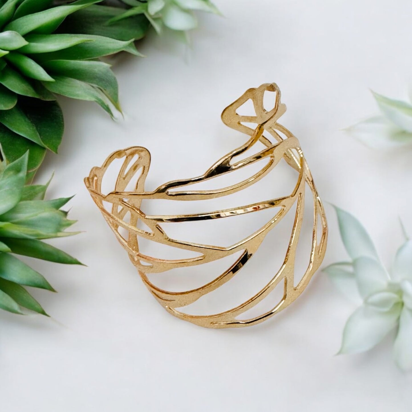 Bangle Bracelet - Hollow Out