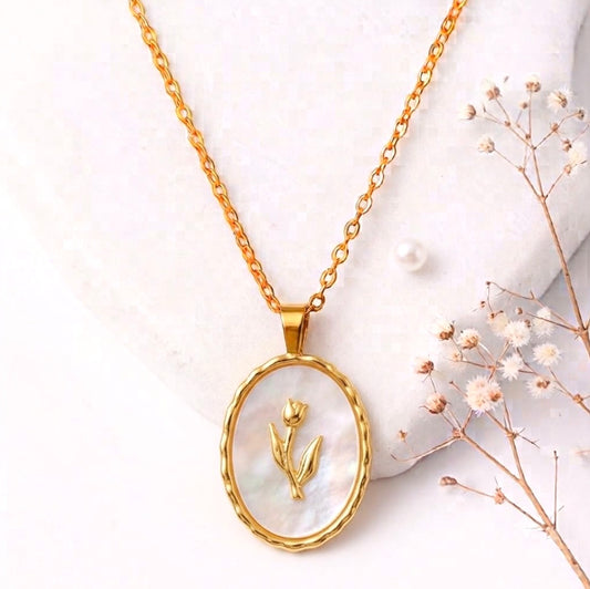 Floral Pendant Necklace - White