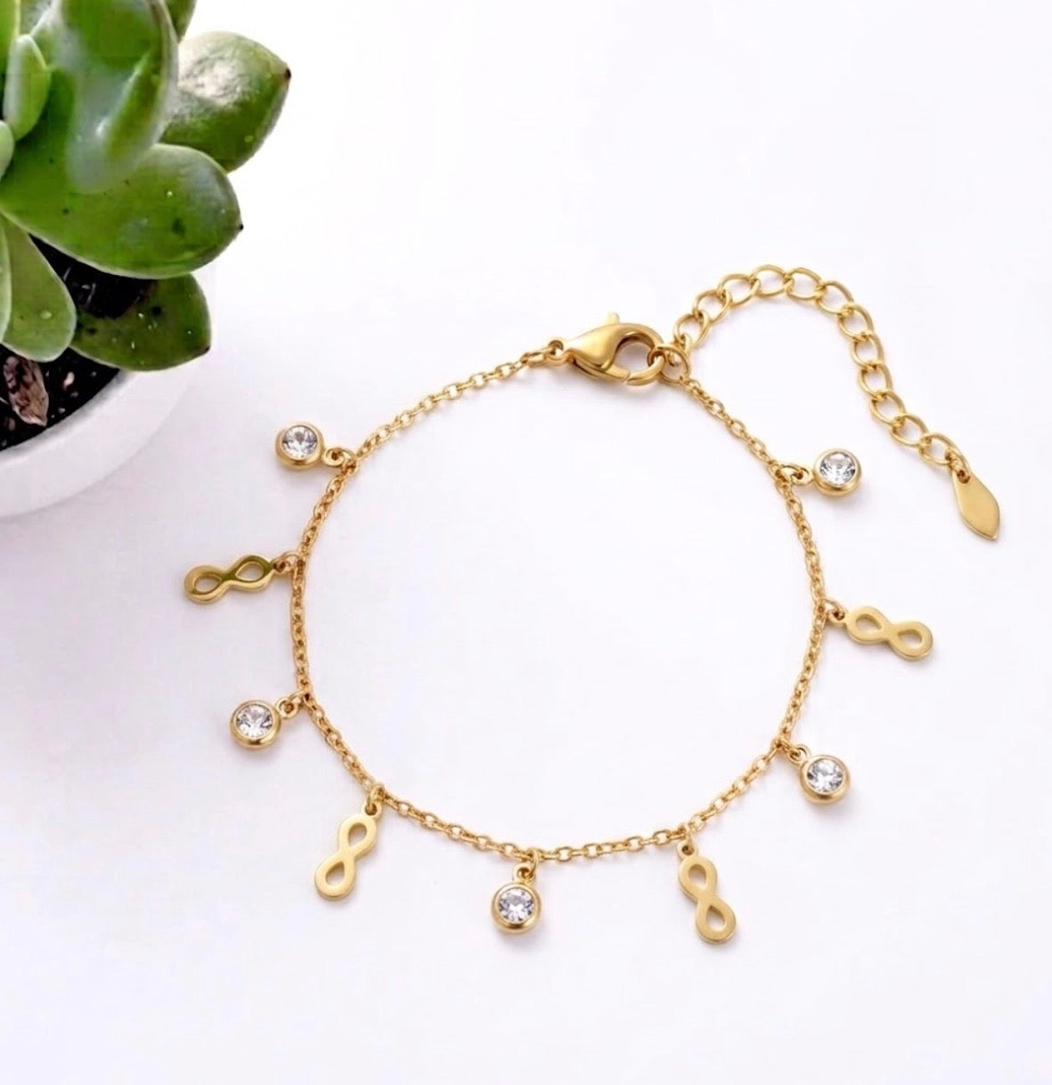 Infinity & Zircon Charm Bracelet