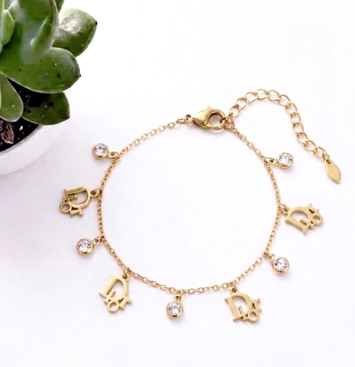 Chic Dior & Zircon Charm Bracelet