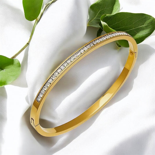 Diamond Sleek Bangle Bracelet - Gold