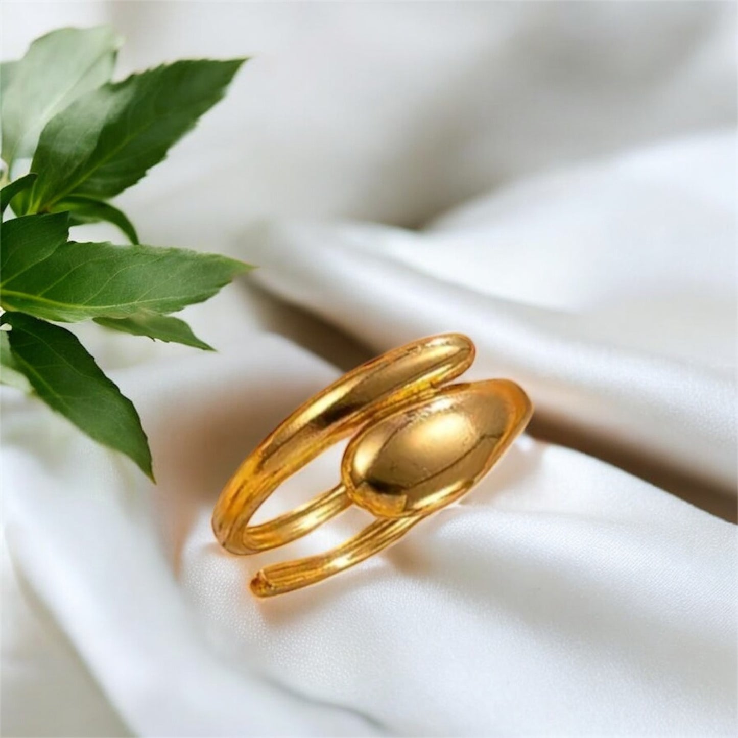 Minimalistic Open Adjustable Ring