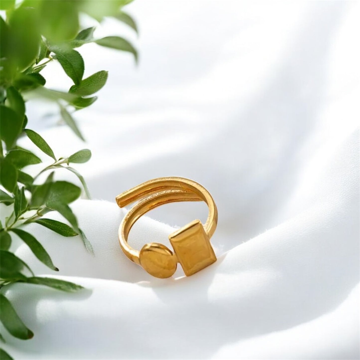Geometric Open Adjustable Ring