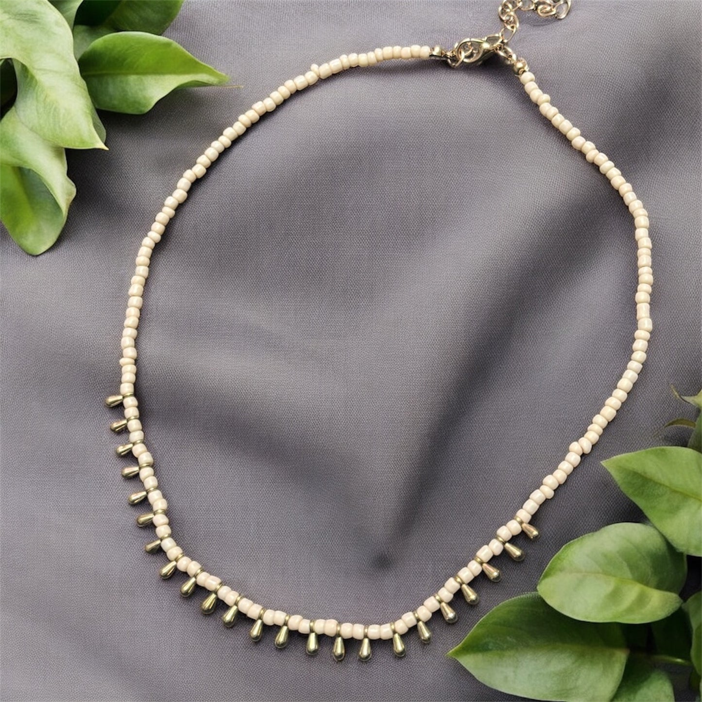 Teardrop Beaded Necklace - Light Peach