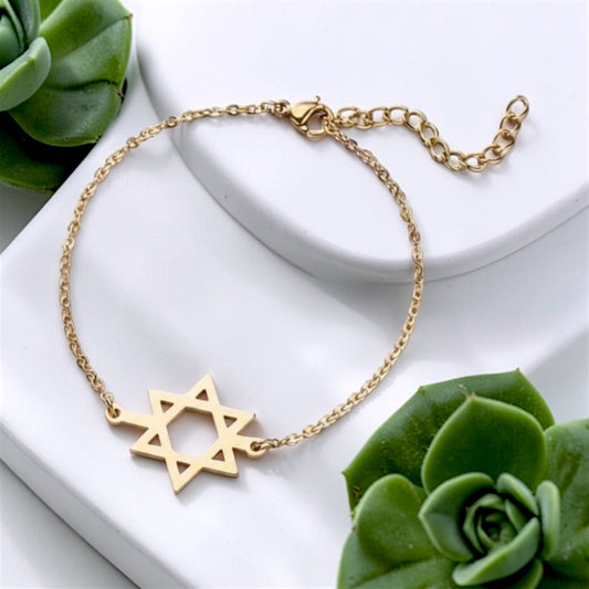 Star Shaped Elegant Bracelet